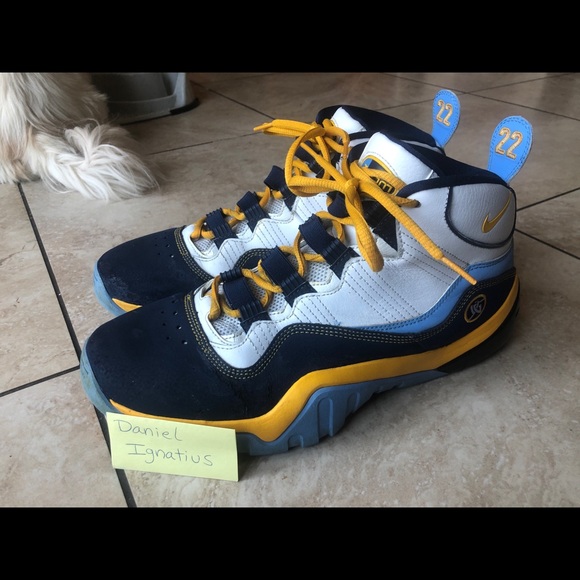 rudy gay basketball shoes